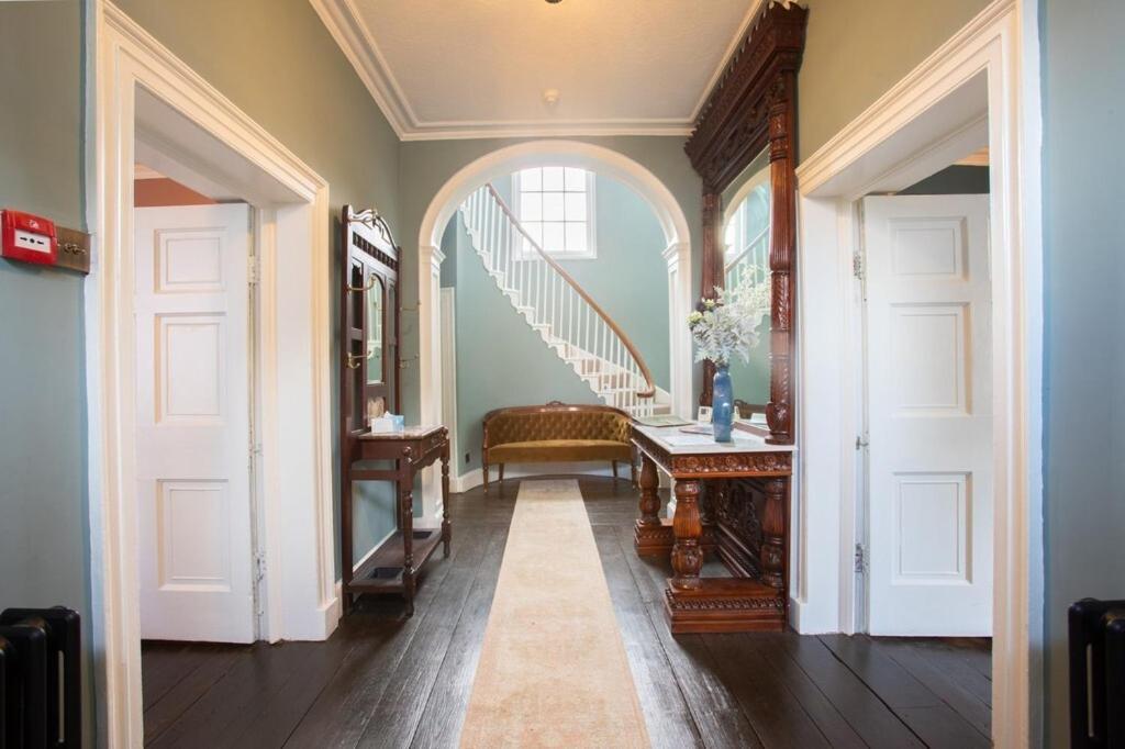 Ivy Guest House Хоксхед Екстериор снимка